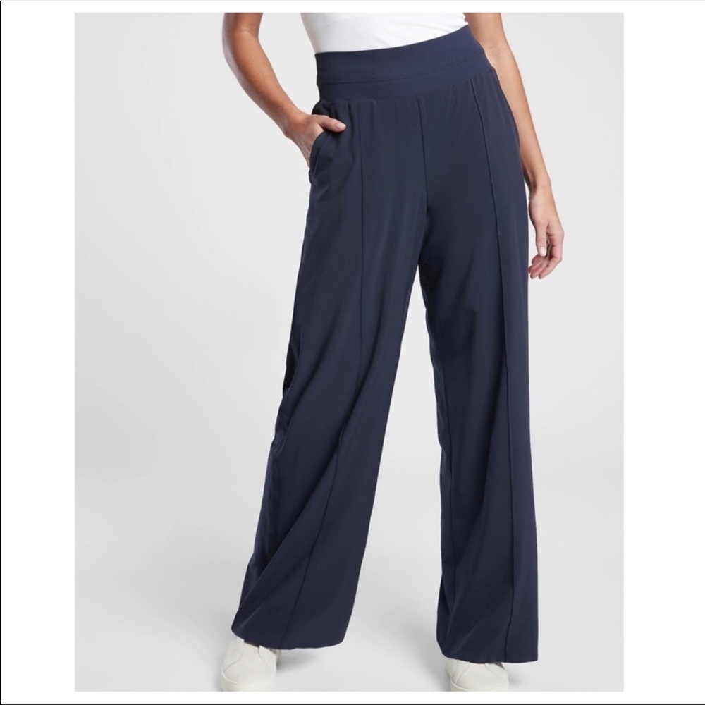LIKE NEW Athleta Nolita Wide Leg // Navy Size 12